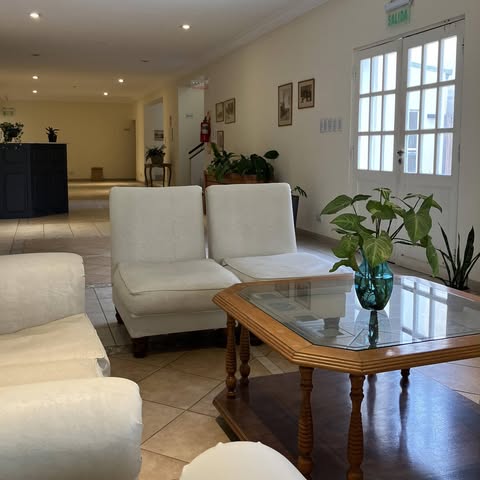Lobby Hotel Los Tilos